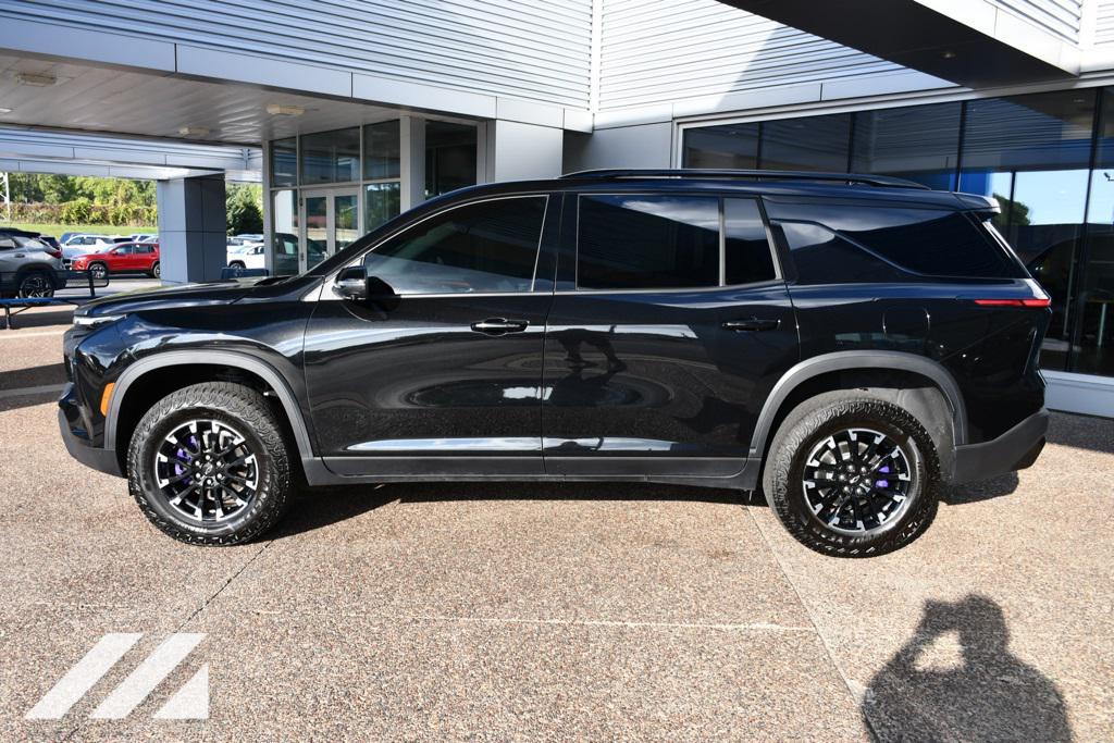 used 2025 Chevrolet Traverse car, priced at $47,211