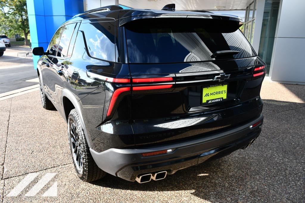 used 2025 Chevrolet Traverse car, priced at $47,211