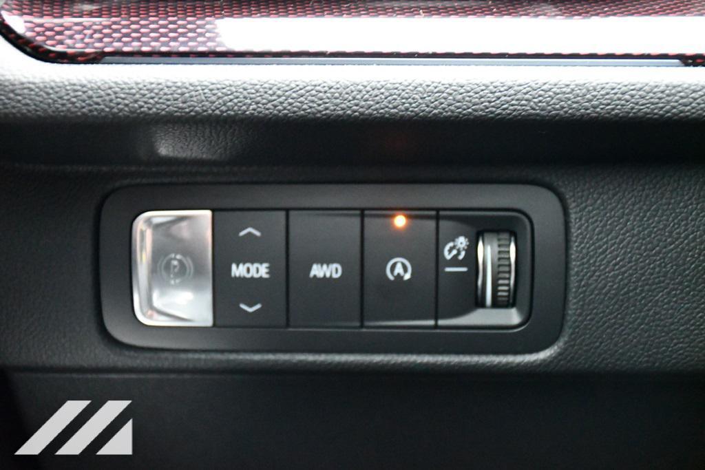 used 2024 Chevrolet Traverse car, priced at $50,416