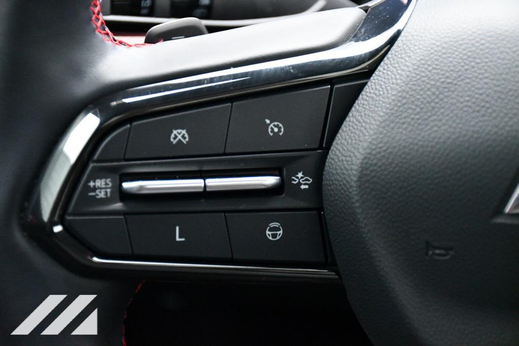 used 2024 Chevrolet Traverse car, priced at $50,416