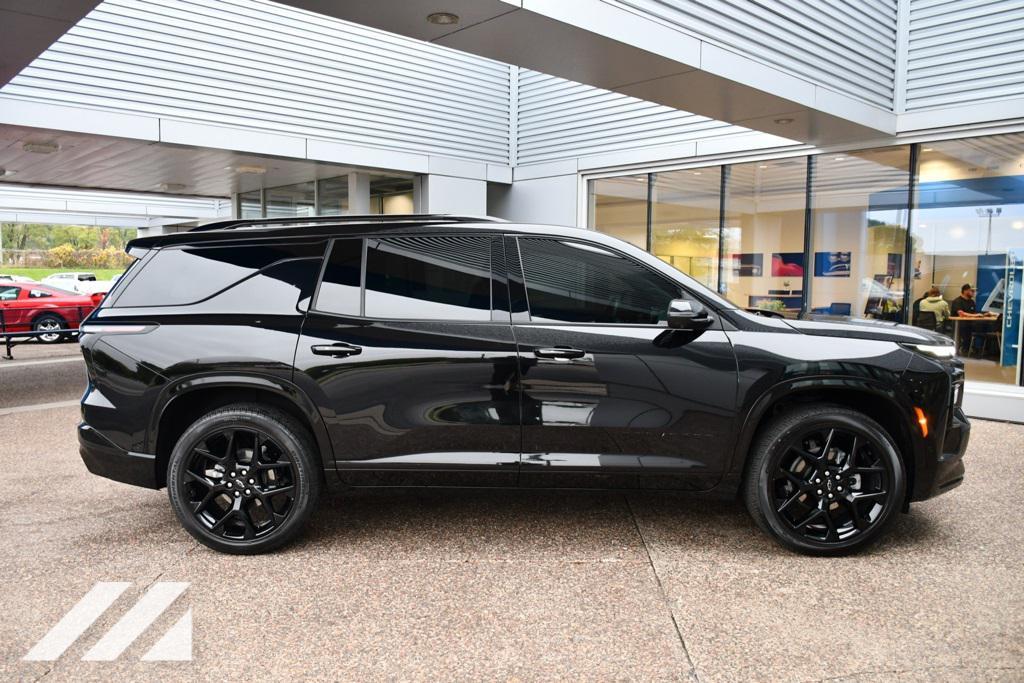 used 2024 Chevrolet Traverse car, priced at $50,416