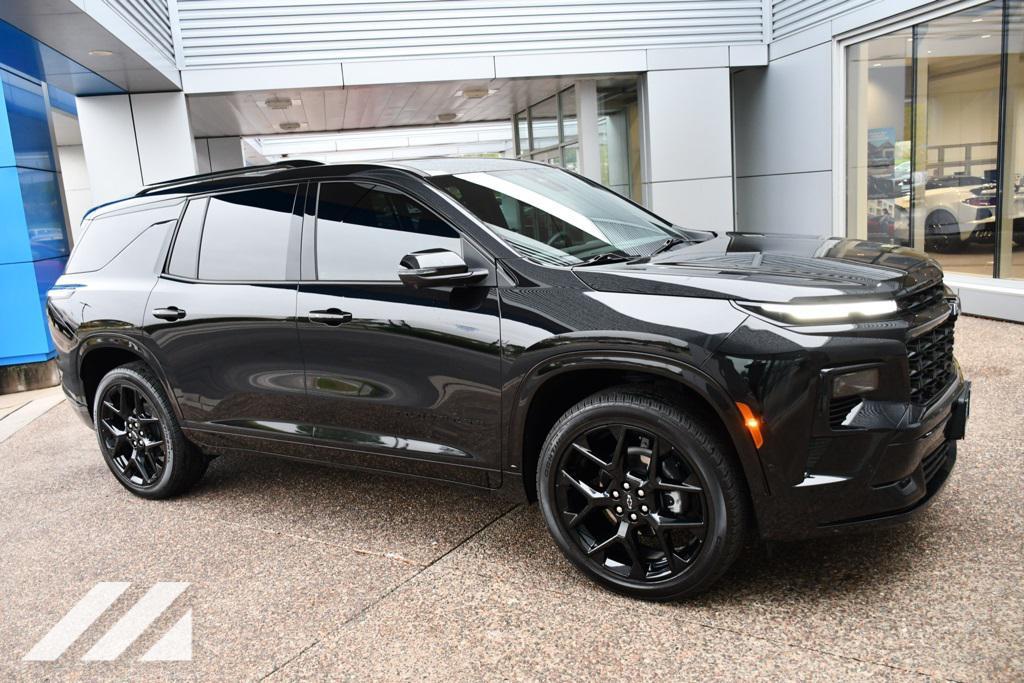 used 2024 Chevrolet Traverse car, priced at $50,416