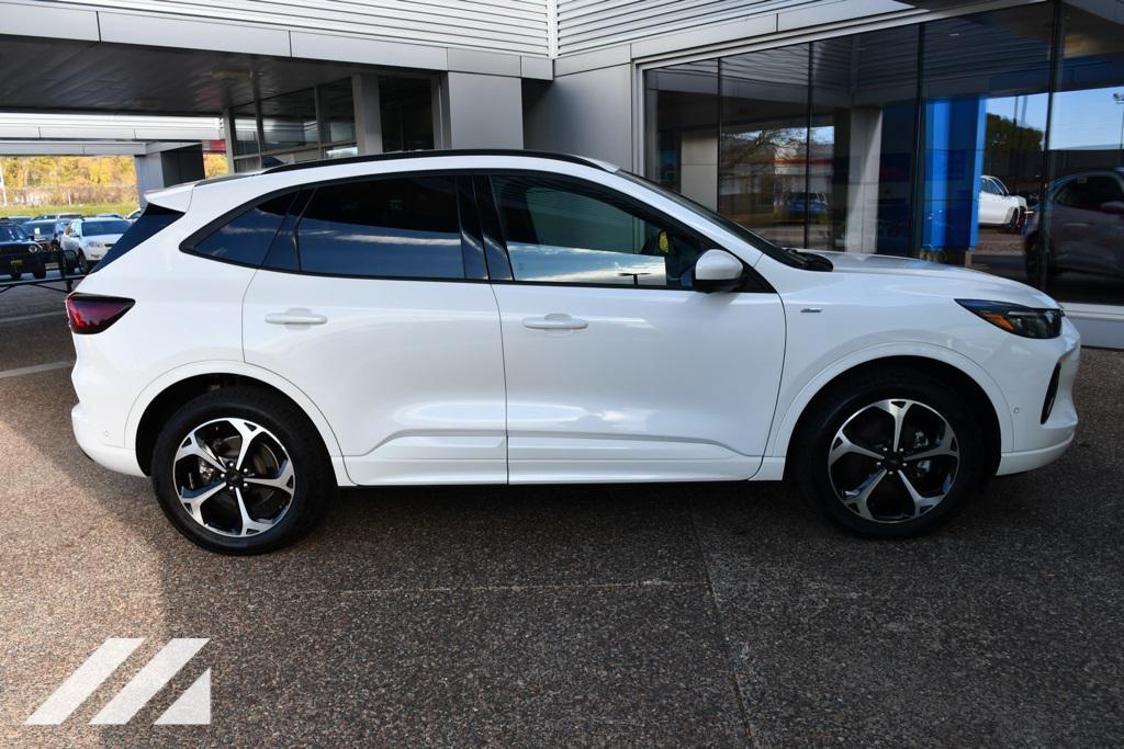 used 2023 Ford Escape car, priced at $27,320