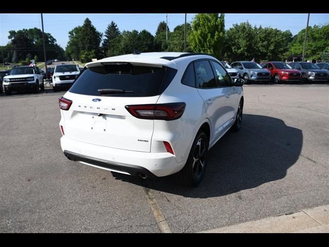 used 2023 Ford Escape car, priced at $27,999