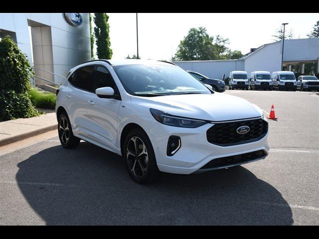 used 2023 Ford Escape car, priced at $27,999