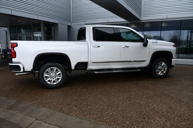 new 2025 Chevrolet Silverado 3500 car, priced at $83,760