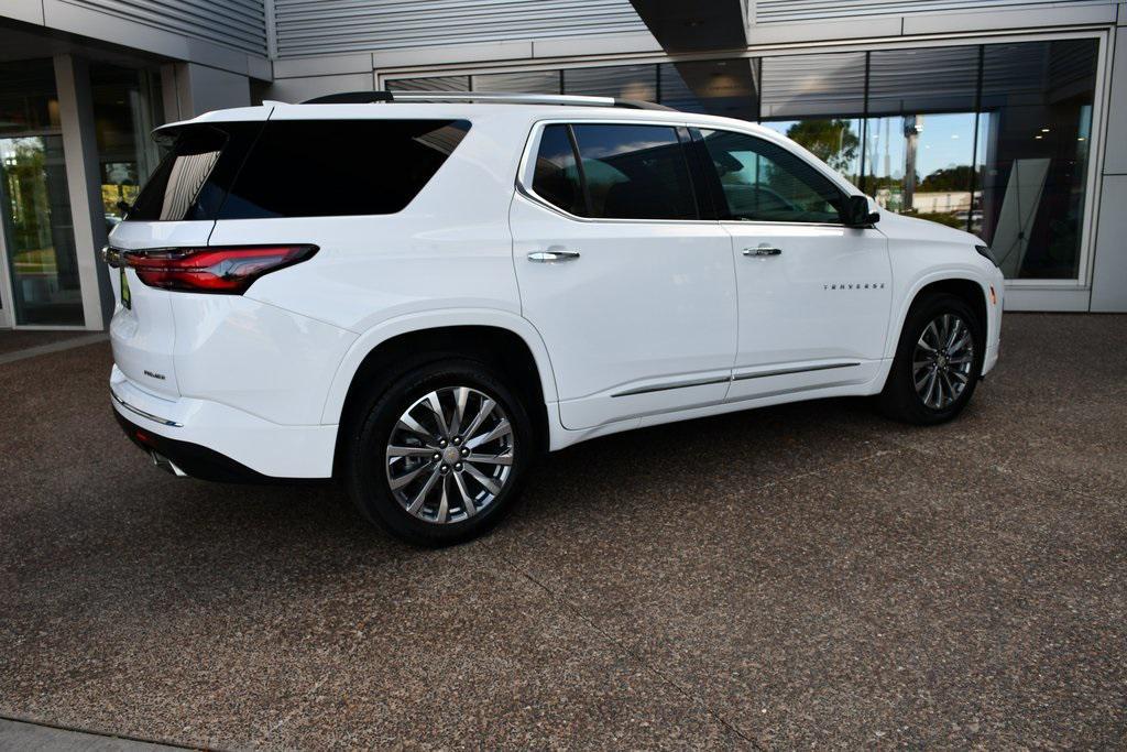 used 2023 Chevrolet Traverse car, priced at $34,325