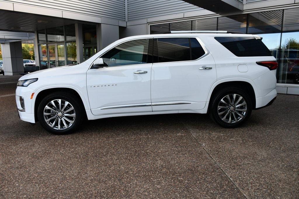 used 2023 Chevrolet Traverse car, priced at $34,325