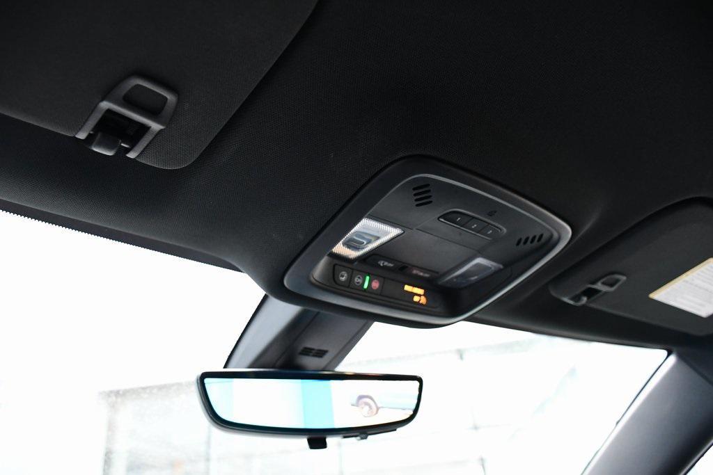 used 2023 Chevrolet Traverse car, priced at $34,325