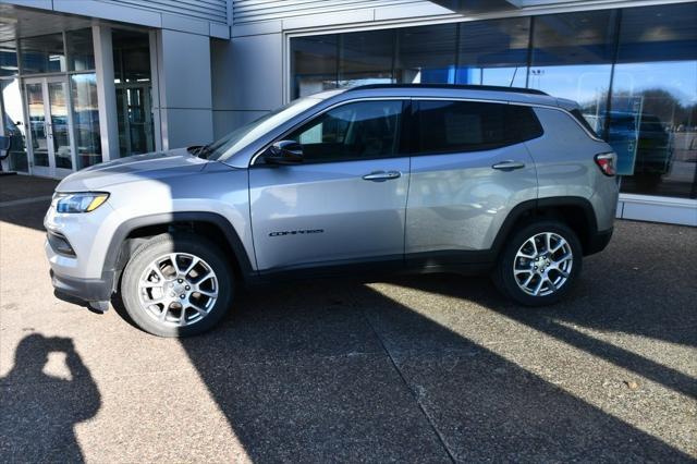 used 2022 Jeep Compass car, priced at $23,399