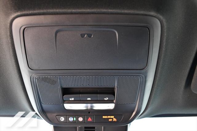 new 2025 Chevrolet Traverse car, priced at $49,037