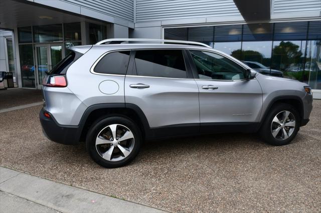 used 2021 Jeep Cherokee car, priced at $26,899