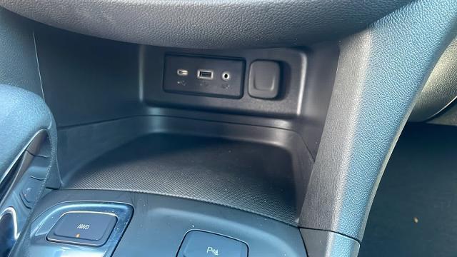 used 2022 Chevrolet Equinox car, priced at $23,995
