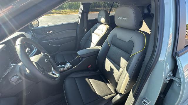 used 2025 Chevrolet Trax car, priced at $23,995