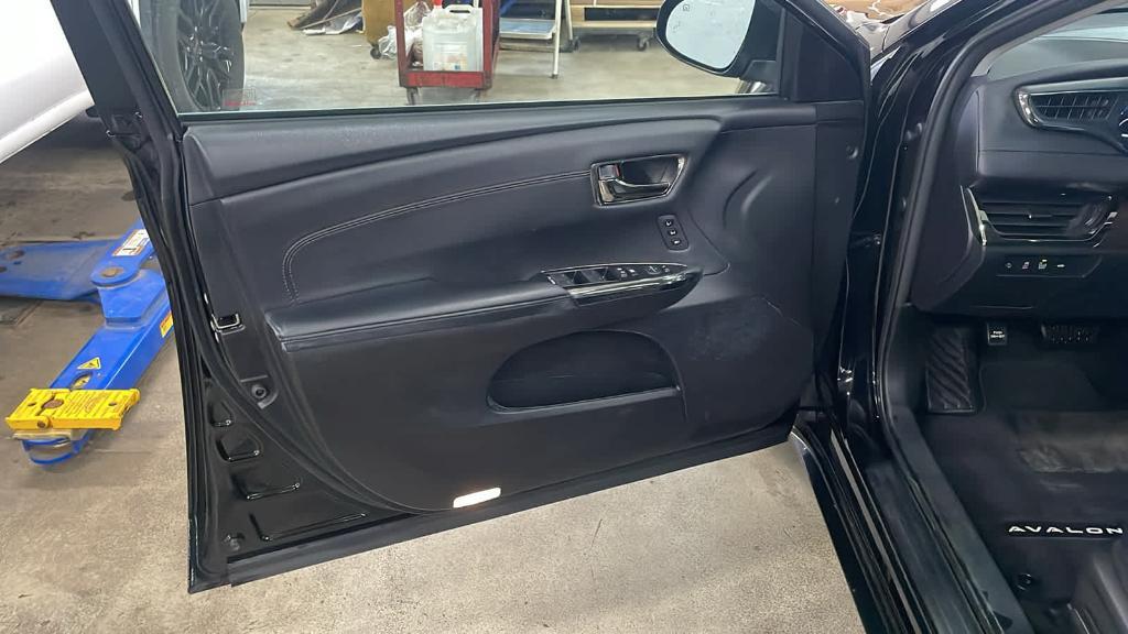 used 2018 Toyota Avalon car, priced at $19,995