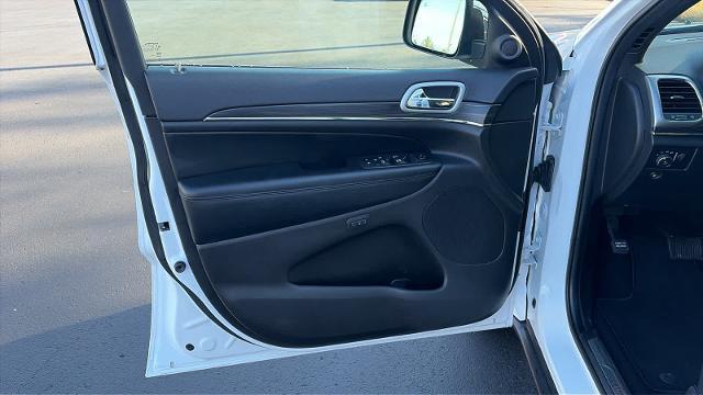 used 2021 Jeep Grand Cherokee car, priced at $24,995