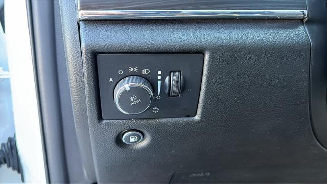 used 2021 Jeep Grand Cherokee car, priced at $24,995