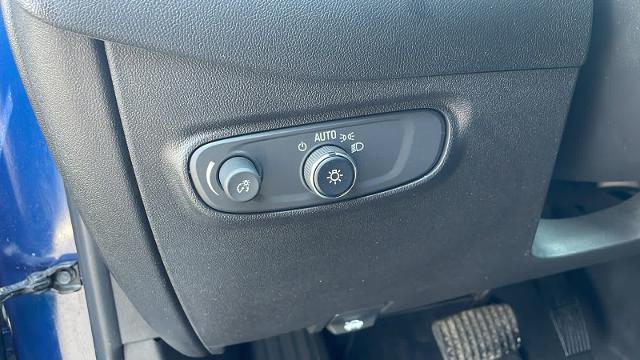 used 2023 Chevrolet Equinox car, priced at $25,495