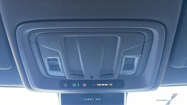 used 2022 Chevrolet Silverado 1500 car, priced at $35,995