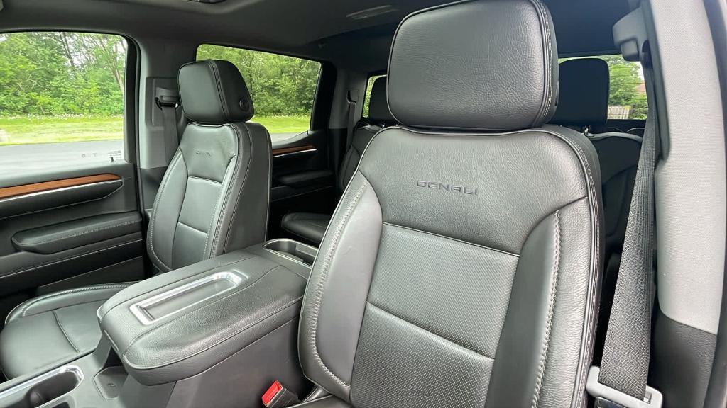used 2022 GMC Sierra 1500 car, priced at $48,995