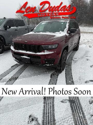 used 2024 Jeep Grand Cherokee L car