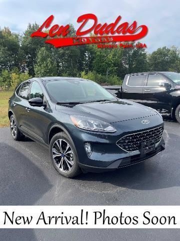 used 2022 Ford Escape car, priced at $25,995