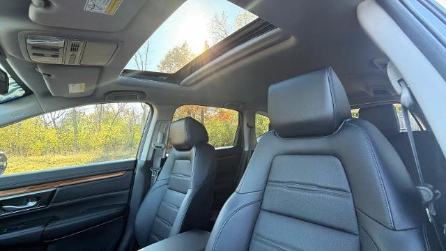 used 2022 Honda CR-V car, priced at $29,995