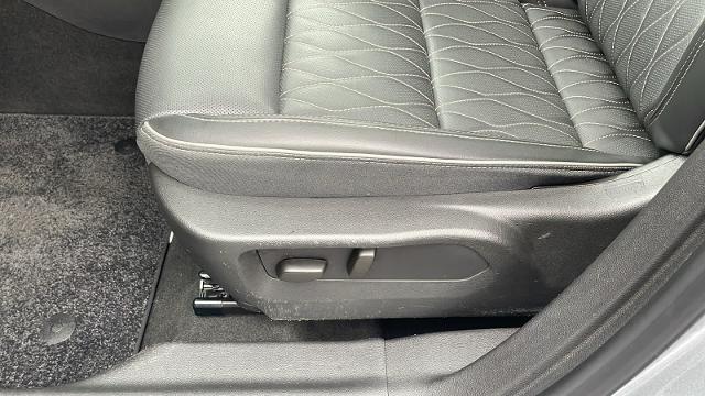 used 2023 Buick Envision car, priced at $33,995