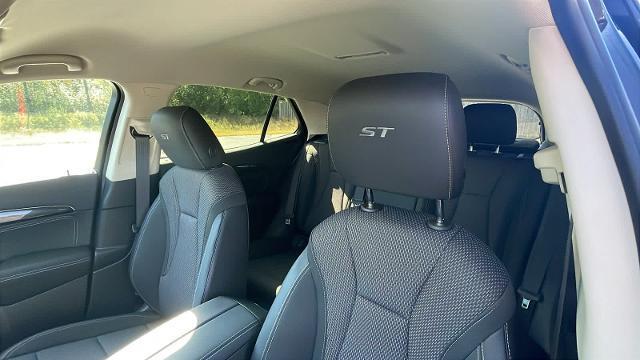 used 2023 Buick Envision car, priced at $29,995