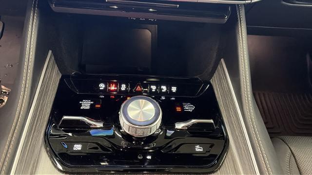 used 2024 Jeep Wagoneer car, priced at $52,995