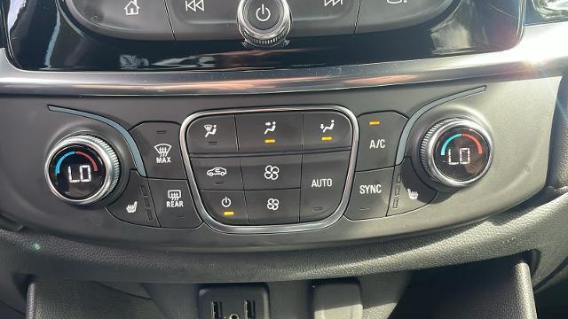 used 2023 Chevrolet Traverse car, priced at $30,995