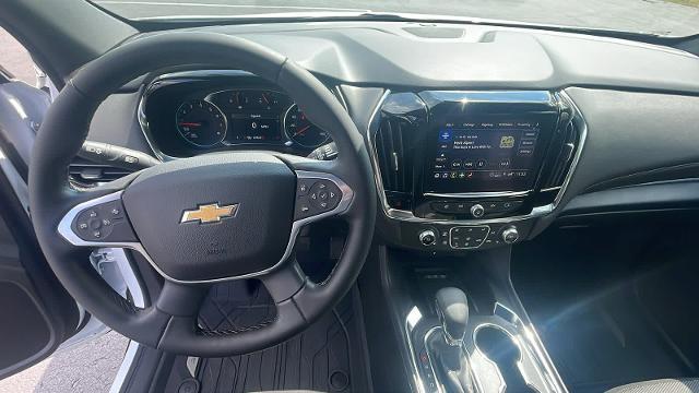 used 2023 Chevrolet Traverse car, priced at $34,995
