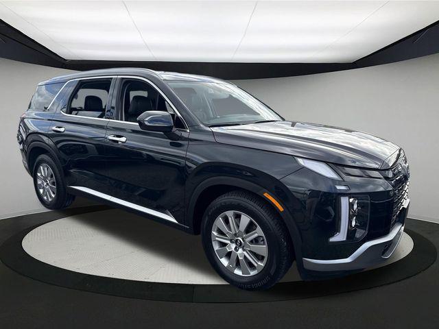 used 2025 Hyundai Palisade car, priced at $36,490