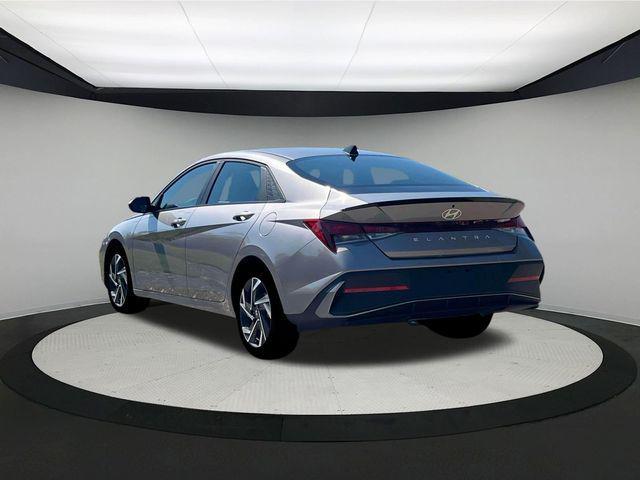 new 2025 Hyundai Elantra car, priced at $25,065