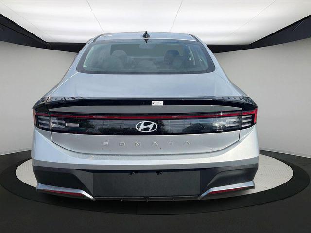 new 2025 Hyundai Sonata car, priced at $27,800