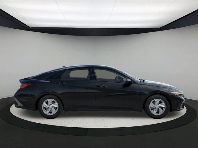 new 2025 Hyundai Elantra car, priced at $20,619