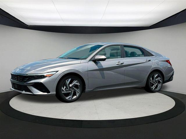 new 2024 Hyundai Elantra car, priced at $28,555