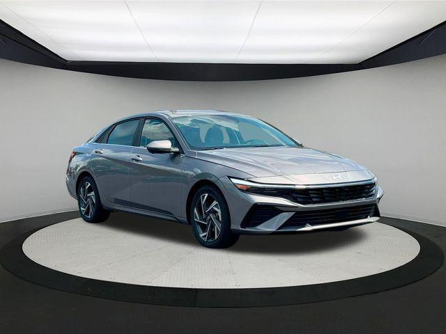 new 2024 Hyundai Elantra car, priced at $28,555