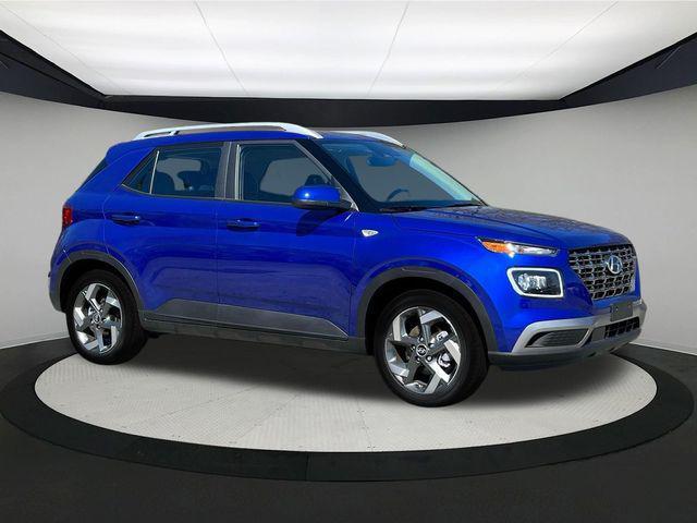 new 2025 Hyundai Venue car, priced at $25,475