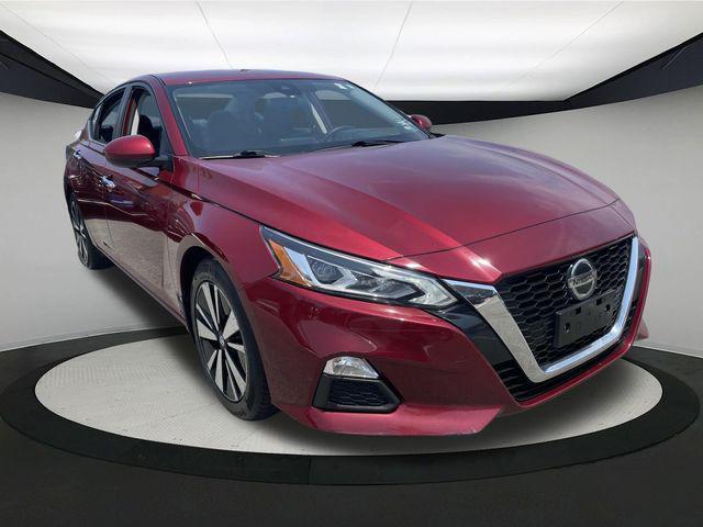 used 2022 Nissan Altima car, priced at $17,290