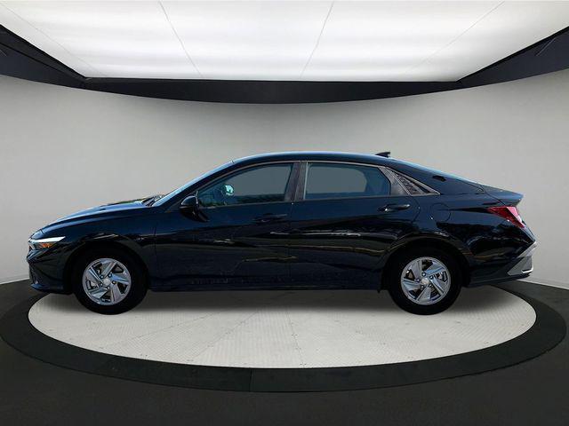 new 2025 Hyundai Elantra car, priced at $20,641