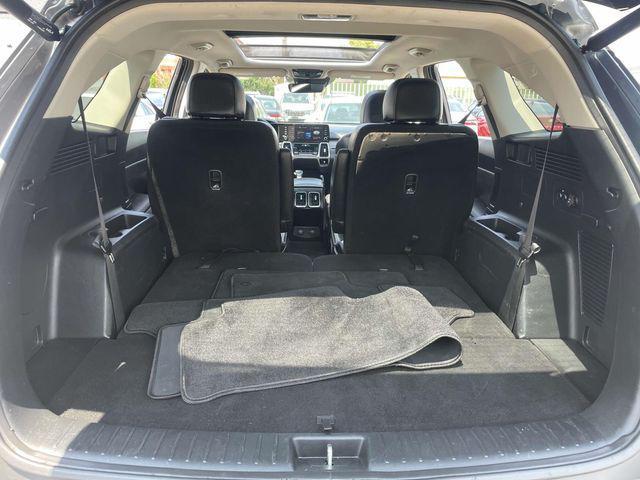 used 2023 Kia Sorento car, priced at $31,490