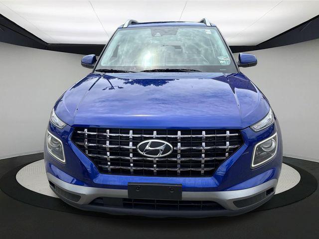 used 2022 Hyundai Venue car, priced at $19,990