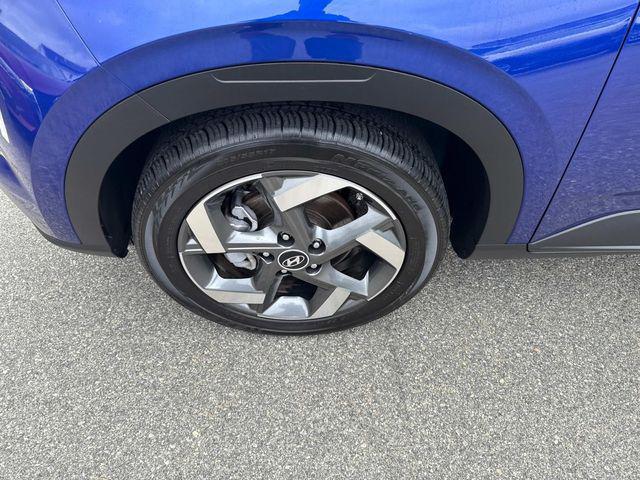 used 2022 Hyundai Venue car, priced at $19,990