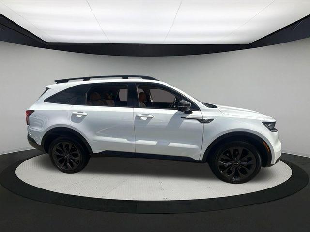 used 2021 Kia Sorento car, priced at $23,790