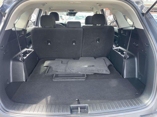 used 2022 Kia Sorento car, priced at $25,590
