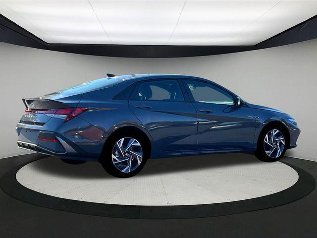 new 2025 Hyundai Elantra car, priced at $25,020