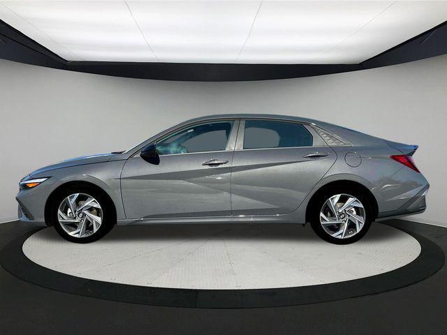 new 2025 Hyundai Elantra car, priced at $25,020