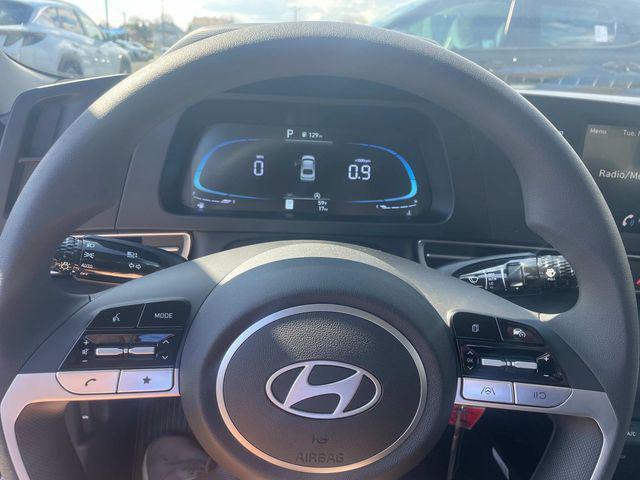 new 2025 Hyundai Elantra car, priced at $25,035