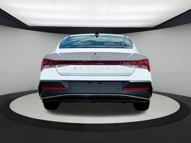 new 2024 Hyundai Elantra car, priced at $29,005